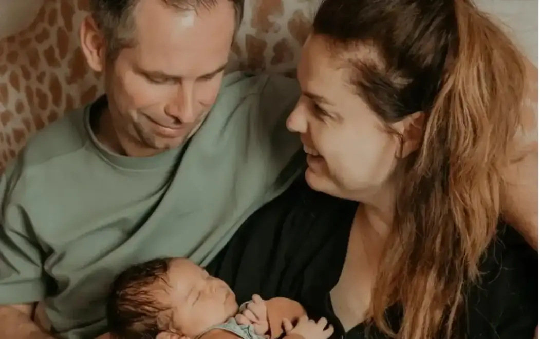 此受到太大, 也难掩喜悦, 想来退役后