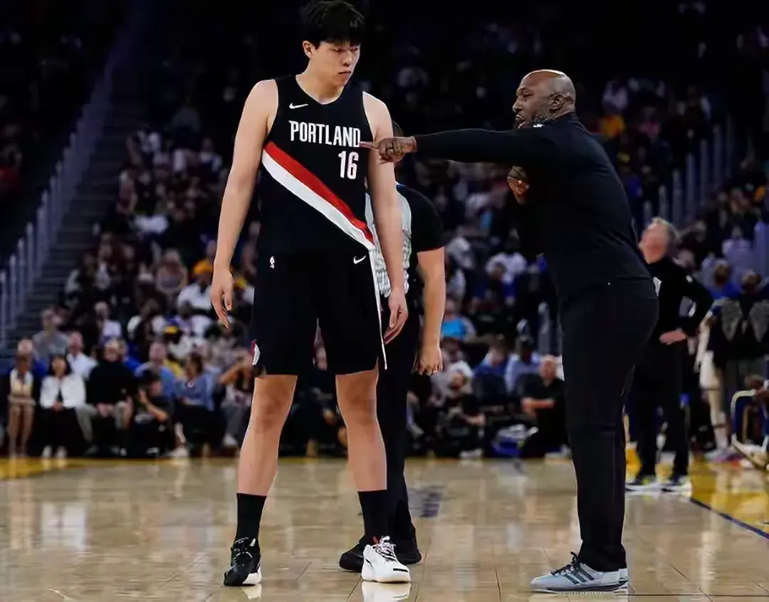 随着刘维伟 随着刘维伟